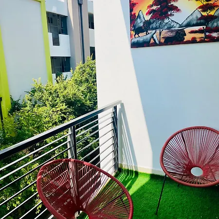 2 Bedroom 2 Bathroom Apartment In Sandton Johannesburg Buitenkant foto