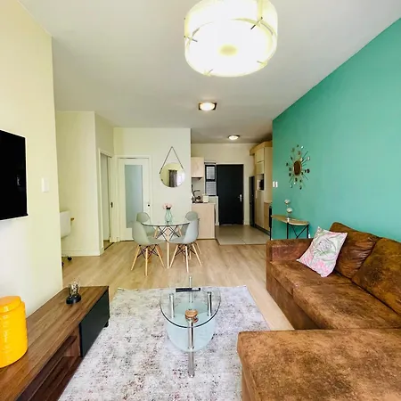 2 Bedroom 2 Bathroom Apartment In Sandton Johannesburg Buitenkant foto