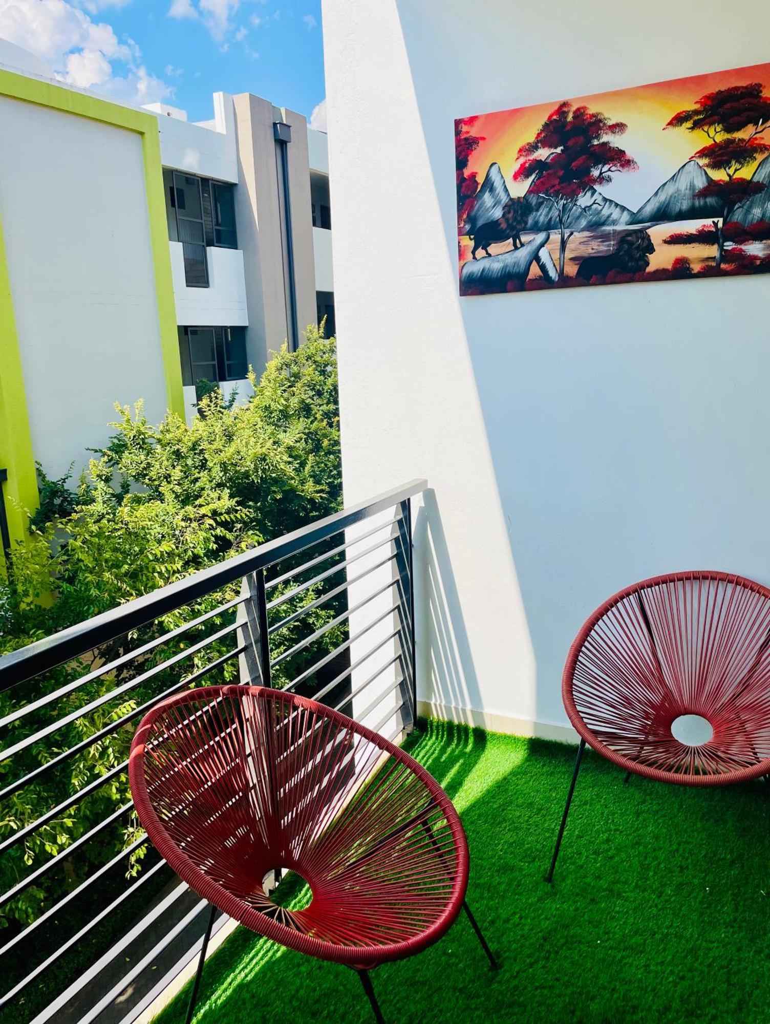 2 Bedroom 2 Bathroom In Sandton * Johannesburg